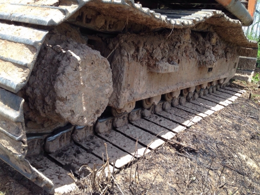 ขายรถแบคโฮ Hitachi EX 200-1 มี2คัน เครื่องเดิมพึ่งฟิตมาใหม่ ปั้มเดิม รถใช้งานปกติ