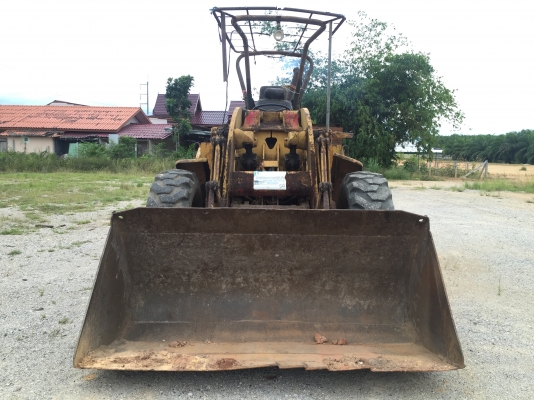 รถตัก CAT 220. สนใจติดต่อ 081 - 6079515 รถตัก CAT 220. สนใจติดต่อ 081 - 6079515