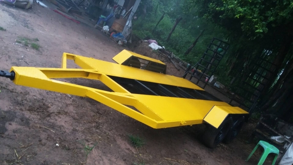 ขายรถลาก  ขนาดรถเกี่ยวข้าว   รถแมคโคลเล็ก