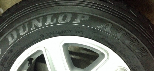 ล้อแม็ก Ford Ranger พร้อมยาง 265-65-17 ล้อแม็ก Ford Ranger พร้อมยาง 265-65-17