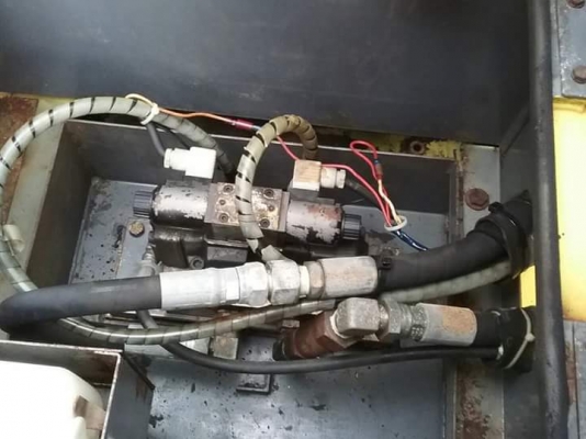 ขายรถขุด SUMITOMO SH 120A1 ใช้งานน้อย