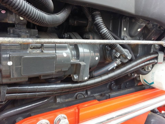 คูโบต้า L4708 4 WD พร้อมใบมีดตราช้าง ทำงาน 619 ชั่วโมง ปี 2556