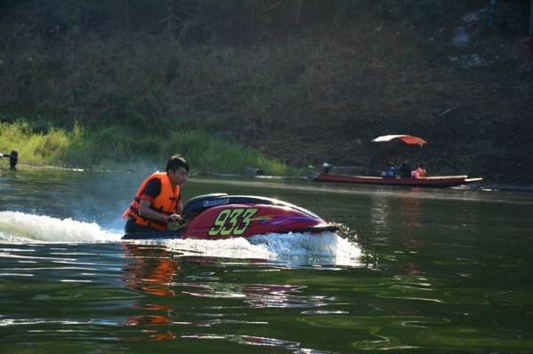 ขายเจ็ทสกียืน Kawasaki 750