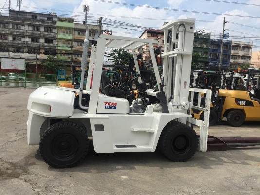 รถยก TCMFD70 น้ำหนักยก 7 ตัน เสาสูง 4 เมตร เครื่องดีเซล เกียร์ออโต้ รุ่นใหม่ล่าสุด รถใช้งานมาน้อย