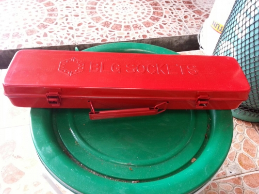 ขายชุดบ็อกขนาด1/2 เบอร์มิล BLG SOCKETS งานเก่าเก็บ ขายชุดบ็อกขนาด1/2 เบอร์มิล BLG SOCKETS งานเก่าเก็บ