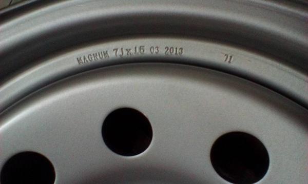 กะทะปั้มMagnum ขอบ15-5รู114 กว้าง7ใส่วีโก้ ทรัลไทร สภาพ90\% คู่ 2800บาท