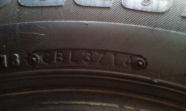 ยางบริสโตน 215/70/15 ปี13คู่ ปี14คู่ ขายคู่ละ 1500บาท