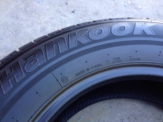 ยาง Hankook 215-70-16 ปี 14 ครบชุด 4 เส้น 3800 สภาพสวยๆไม่บวมไม่กินข้าง ดอกยางเหลือเยอะเอาไปวิ่งกันใด้อีกยาวค่ะ ยาง Hankook 215-70-16 ปี 14 ครบชุด 4 เส้น 3800 สภาพสวยๆไม่บวมไม่กินข้าง ดอกยางเหลือเยอะเอาไปวิ่งกันใด้อีกยาวค่ะ