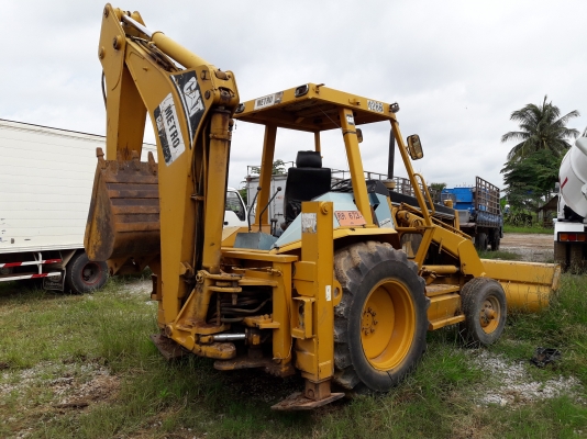 ขายด่วนรถCAT-7Ejตักหน้าขุดหลังรถสวยสภาพพร้อมใช้งาน ขายด่วนรถCAT-7Ejตักหน้าขุดหลังรถสวยสภาพพร้อมใช้งาน