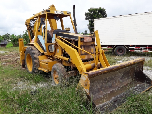 ขายด่วนรถCAT-7Ejตักหน้าขุดหลังรถสวยสภาพพร้อมใช้งาน