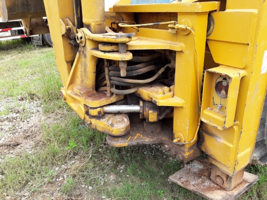 ขายด่วนรถCAT-7Ejตักหน้าขุดหลังรถสวยสภาพพร้อมใช้งาน ขายด่วนรถCAT-7Ejตักหน้าขุดหลังรถสวยสภาพพร้อมใช้งาน