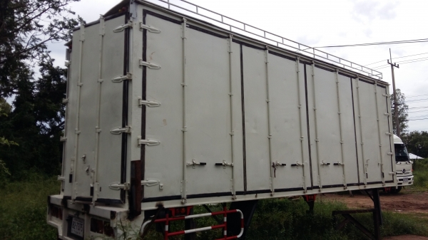 ขาย85000บาท ตู้แห้ง10บาน ยาว7.50ซ.กวาง2.40ซ. สภาพใหม่สวยๆเลยคับ ขาย85000บาท ตู้แห้ง10บาน ยาว7.50ซ.กวาง2.40ซ. สภาพใหม่สวยๆเลยคับ