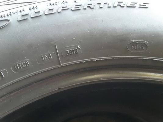 Cooper AT3 ขนาด 265/65/18 ปี13 สวยๆ มี 2เส้น Cooper AT3 ขนาด 265/65/18 ปี13 สวยๆ มี 2เส้น