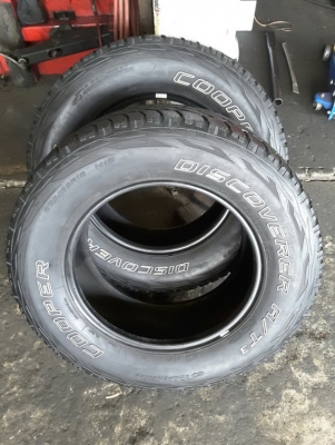 Cooper AT3 ขนาด 265/65/18 ปี13 สวยๆ มี 2เส้น Cooper AT3 ขนาด 265/65/18 ปี13 สวยๆ มี 2เส้น