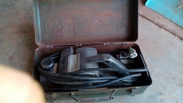 กบไฟฟ้า MAKITA 1600 3 นิ้ว 750 W