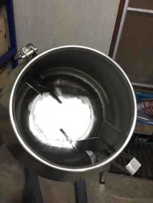 ขายเครื่องผสม สภาพใหม่ ราคาดีครับ