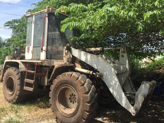 ขายรถตักล้อยาง ขายรถตักล้อยาง