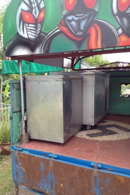 ขอเช่าพื้นที่ขายอาหารเครื่องดื่มบนรถครับ