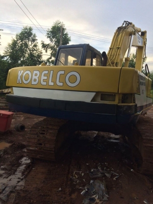 ขายรถขุด kobelco แม็คโค SK200-3 เอกสารใบอินวอยซ์ช่วงล่างดี สภาพพร้อมใช้งาน