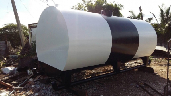 ถัง 12,000 ลิตร สภาพสวยๆ พร้อมจัดส่ง เพิ่งทำสีใหม่ เนี๊ยบๆนิ้งๆเลยครับ