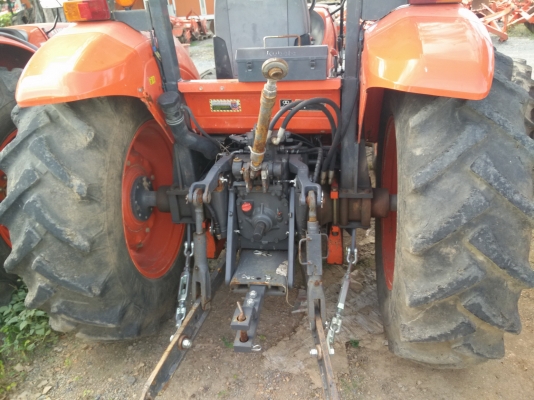 ขายแทรกเตอร์รุ่น M7040 ตามสภาพเลยครับ รถใช้งานได้ปกติทุกอย่าง สภาพดีครับ