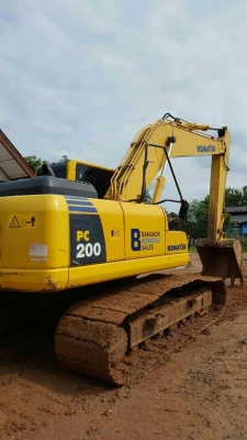 ขายรถแบคโค KOMATSU PC200-8 Mo รถสวยมาก สภาพพร้อมลุยงาน ช่วงล่างดี ไฟฟ้าครบ ภายในสวย แอร์เย็น เอกสารพร้อมโอน ราคา2,200,000 สนใจโทร 090-8588220คุณนะ 093-3258446คุณบิว หรือเข้าดูสินค้าอื่นๆได้ที่ www.narong2truck.com หรือ www.truck.in.th/498 หรือเพจFacebook