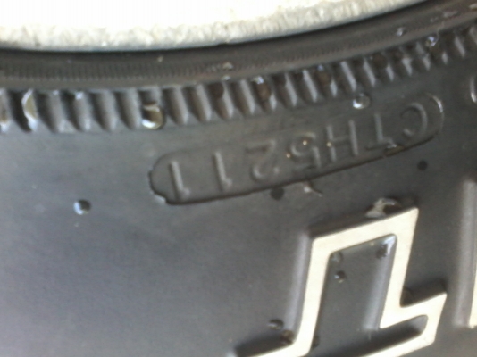 ล้อมือสอง