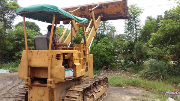 ขายแทรกเตอร์ D3S คุ่มสุดๆๆ พร้อมใช้ มี2ใบ ตัก เกรด