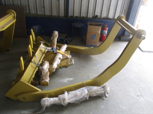 ขาย Scarifier ของใหม่สำหรับ ใส่รถเกรด 12G, 140G, 140H ยังไม่เคยใช้งานในเมืองไทย สนใจติดต่อ อำพล 090-9694506, 080-3031241 ขาย Scarifier ของใหม่สำหรับ ใส่รถเกรด 12G, 140G, 140H ยังไม่เคยใช้งานในเมืองไทย สนใจติดต่อ อำพล 090-9694506, 080-3031241