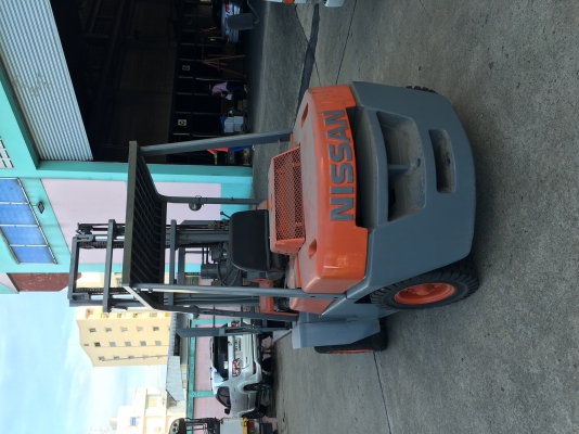 ฟอร์คลิฟต์ nissan 3.5 ตัน ฟอร์คลิฟต์ nissan 3.5 ตัน