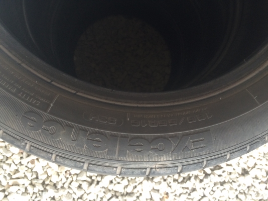 ขายยางรถเก๋งมือสอง 4 ล้อ  185/55 R16ขอบ 16