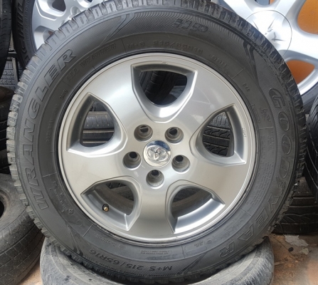 ขายล้อTOYOTA Smart Cubขอบ16 ยางปี15 4 ล้อ