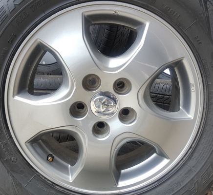 ขายล้อTOYOTA Smart Cubขอบ16 ยางปี15 4 ล้อ