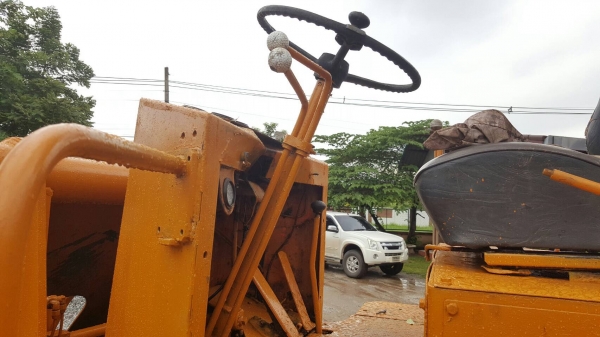 ขาย รถตัก FURUKAWA FL160 เอวอ่อน เกียร์ทอค ต่อแขนเรียบร้อย รถพร้อมใช้งานครับ ขาย รถตัก FURUKAWA FL160 เอวอ่อน เกียร์ทอค ต่อแขนเรียบร้อย รถพร้อมใช้งานครับ