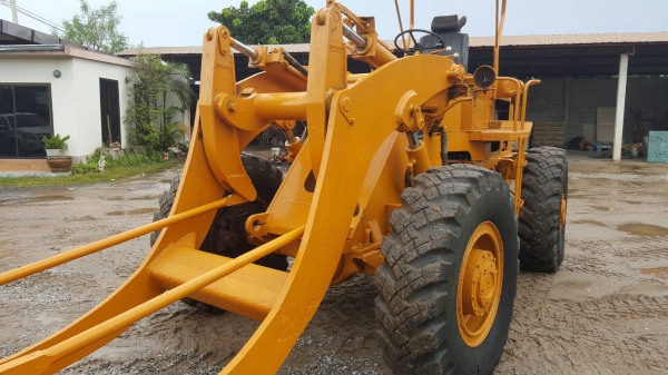 ขาย รถตัก FURUKAWA FL160 เอวอ่อน เกียร์ทอค ต่อแขนเรียบร้อย รถพร้อมใช้งานครับ ขาย รถตัก FURUKAWA FL160 เอวอ่อน เกียร์ทอค ต่อแขนเรียบร้อย รถพร้อมใช้งานครับ