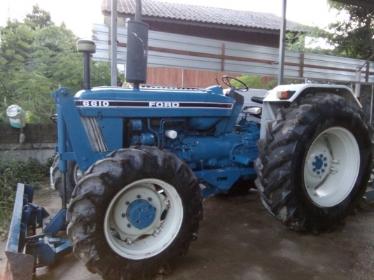 ขายรถไถนอก