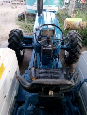 ขายรถไถนอก