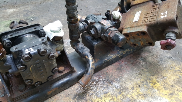 ปั้มไฮดรอลิค ปั้มไฮดรอลิค