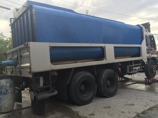 แท้งนำ้ยาง 18000ลิตร  ติดต่อ 080-1405528