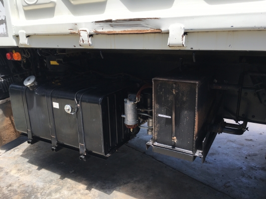 ขายด่วนรถพ่วงดั้ม344 ปลายปี55 รุ่น50ปี ถังน้ำมันใหญ่ ดั้มสามมิตร ไมล์170000โล ขายด่วนรถพ่วงดั้ม344 ปลายปี55 รุ่น50ปี ถังน้ำมันใหญ่ ดั้มสามมิตร ไมล์170000โล