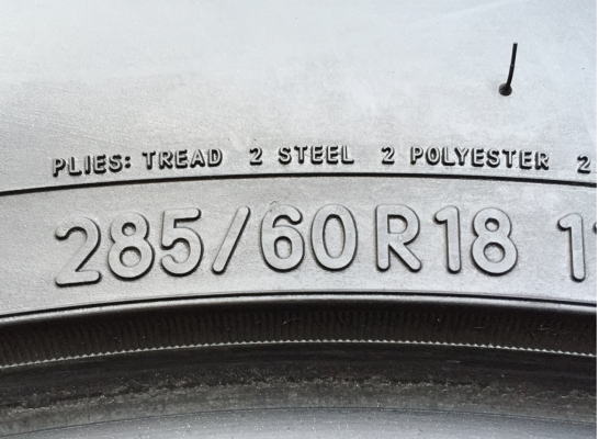 ยาง Toyo 285 60 18 ปี12 ดอกเต็ม ใช้ยาว ราคาไม่แพง