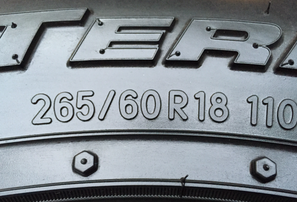 ยาง Nitto 265 60 18 ดอกเต็ม ใช้ยาว ราคาไม่แพง