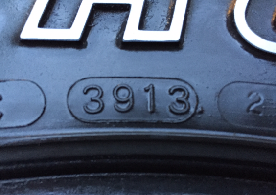 ยาง Mud Maxxis 31 10.5 R15 ปลายปี13 พร้อมใช้งาน ราคาไม่แพง