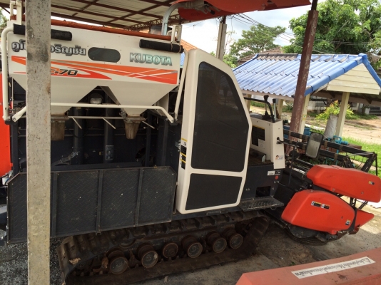 ขายรถเกียวข้าวDC-70รุ่นรองกระสอบ ขายรถเกียวข้าวDC-70รุ่นรองกระสอบ