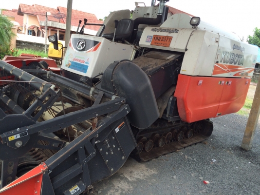 ขายรถเกียวข้าวDC-70รุ่นรองกระสอบ