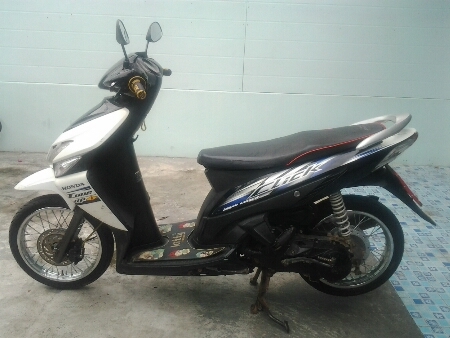 ขายมอไซค์ ปี51 ฮอนด้า คลิ๊ก รุ่นTune Up เครื่อง110cc. เครื่องดีแน่นๆ รถสภาพดี ล้อเดิมๆ พร้อมใช้งาน ภาษีขาด เล่มทะเบียนครบ ขายถูกๆครับ