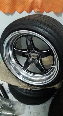 22,500 มายกไปได้เลย ล้อWELD ขอบ18"งานKC 5รู114.7 หน้า9.5"หลัง11" 22,500 มายกไปได้เลย ล้อWELD ขอบ18"งานKC 5รู114.7 หน้า9.5"หลัง11"