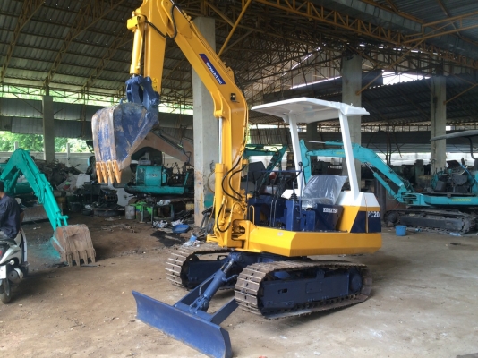 ขายด่วน รถแบคโฮ ขุด-ดัน KOMATSU PC20-5 พร้อมทำสีเก็บรายละเอียด พร้อมลงงาน ระบบทำงานไว เครื่องสวย มีเอกสารใบซื้อขาย   ราคา 250,000 ฿ (ต่อรองได้)  สนใจติดต่อ วัชรัตน์ รุ่งเรืองแทรคเตอร์ {ช่างบาส} โทร:092-5768909 096-5411713  {สนใจติดต่อเจ้าของโดยตรงรถราคาถู