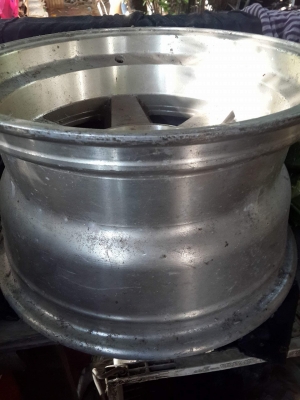 เศษล้อ15x8.5หนึ่งวง เศษล้อ15x8.5หนึ่งวง