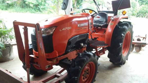 ขายรถไถ KUBOTA L4708 อุปกรณ์ ดันหน้า ผานหลัง รถสวยสภาพดี ใช้งาน1411ชั่วโมง สภาพพร้อมใช้งาน เอกสารเล่มทะเบียนพร้อมโอน ราคา370,000 สนใจโทร 090-8588220คุณนะ 093-3258446คุณบิว หรือเข้าดูสินค้าอื่นๆได้ที่ www.narong2truck.com หรือ www.truck.in.th/498 หรือเพจFa